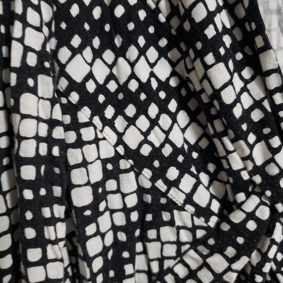 Cable and Guage geometric print long sleeve shirt size S - Picture 5 of 7